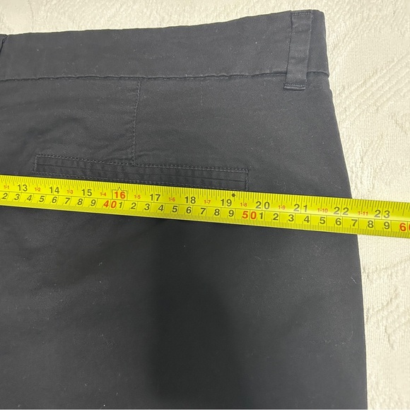 Old Navy Black Flat Front Shorts Women’s plus size 18 summer casual 11” rise - Picture 8 of 8